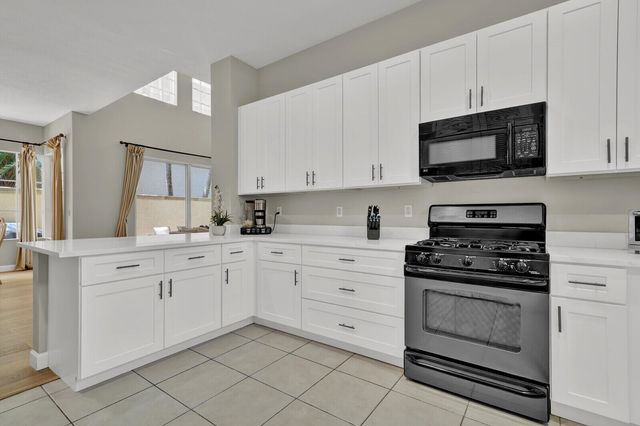 78 Stoney Drive, Palm Beach Gardens, FL 33410