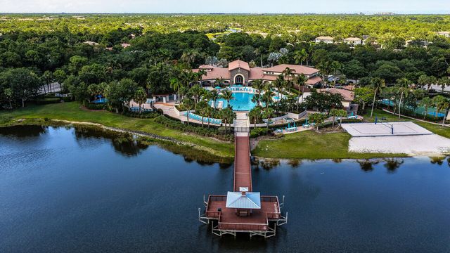 78 Stoney Drive, Palm Beach Gardens, FL 33410