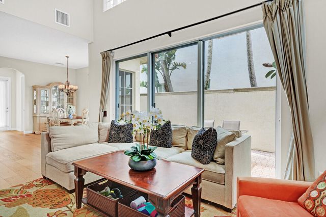 78 Stoney Drive, Palm Beach Gardens, FL 33410