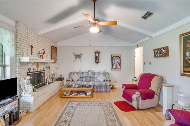 1512 Lamplighter Lane, Edgecliff Village, TX 76134