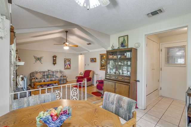 1512 Lamplighter Lane, Edgecliff Village, TX 76134