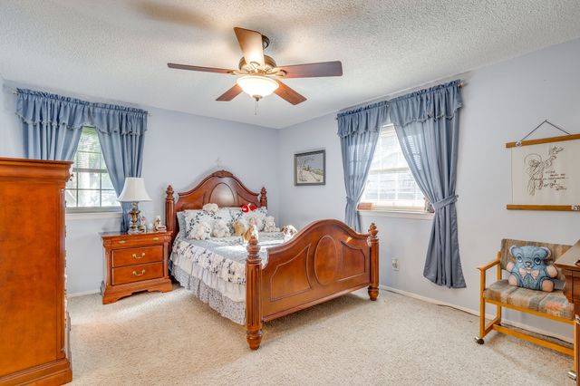 1512 Lamplighter Lane, Edgecliff Village, TX 76134