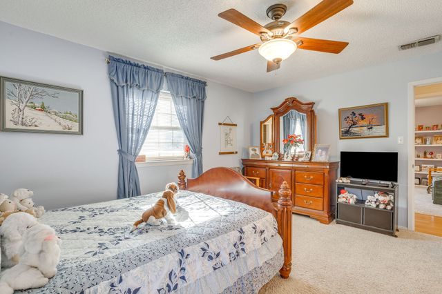1512 Lamplighter Lane, Edgecliff Village, TX 76134