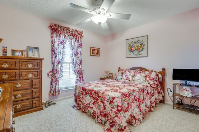 1512 Lamplighter Lane, Edgecliff Village, TX 76134