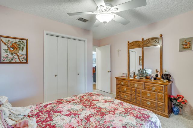 1512 Lamplighter Lane, Edgecliff Village, TX 76134