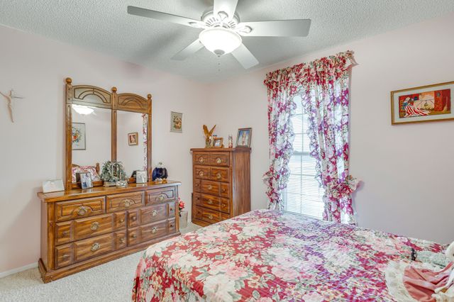 1512 Lamplighter Lane, Edgecliff Village, TX 76134