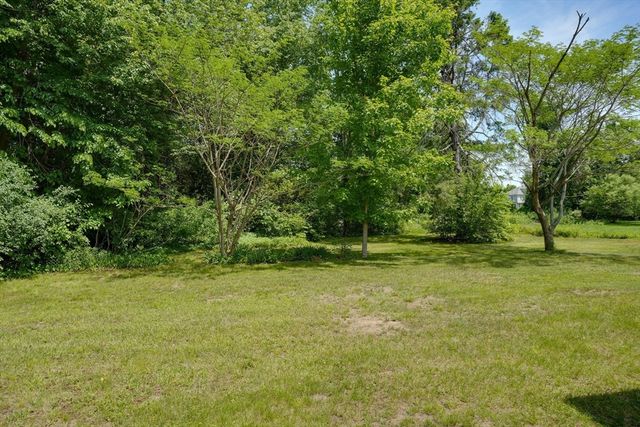 12 Kelley Street, Medway, MA 02053