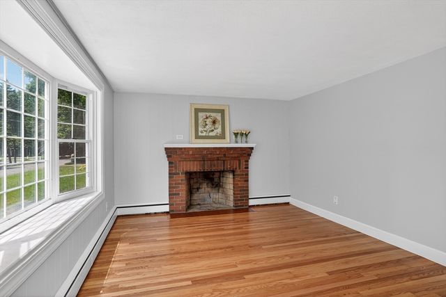 12 Kelley Street, Medway, MA 02053