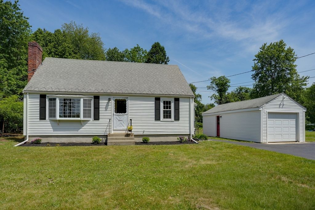 12 Kelley Street, Medway, MA 02053