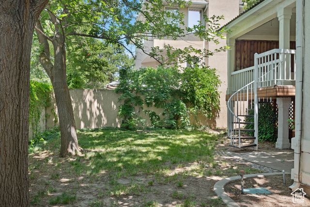 2031 E OAK MANOR DR, Sandy, UT 84092