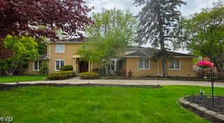 23223 Bellwood Drive, Southfield, MI 48034