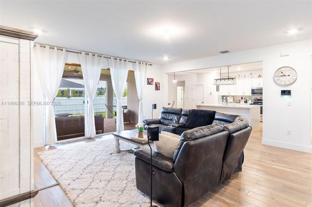 29265 SW 179th Ave, Homestead, FL 33030