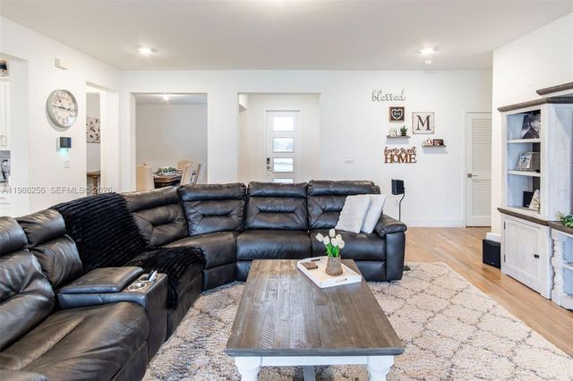 29265 SW 179th Ave, Homestead, FL 33030