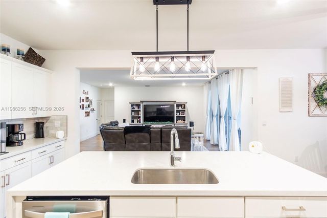 29265 SW 179th Ave, Homestead, FL 33030