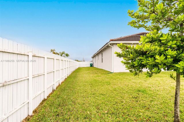 29265 SW 179th Ave, Homestead, FL 33030