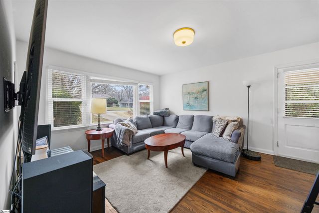 16 Sir Abbott Street, Greenville, SC 29607