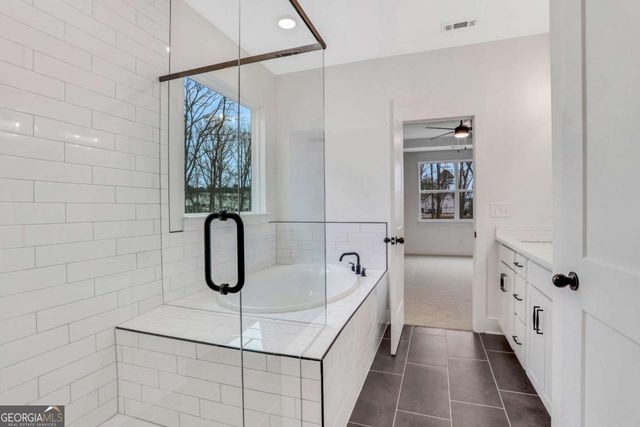 4323 Zed Lane, Loganville, GA 30052