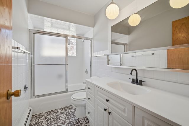 8645 W Summerdale Avenue 3, Chicago, IL 60656