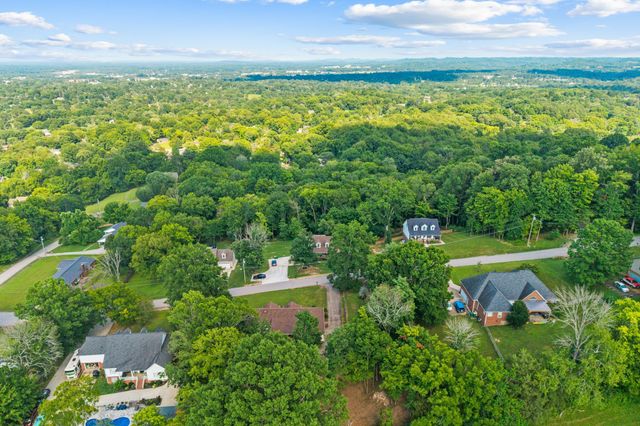 541 Skyline Dr, S, Lewisburg, TN 37091