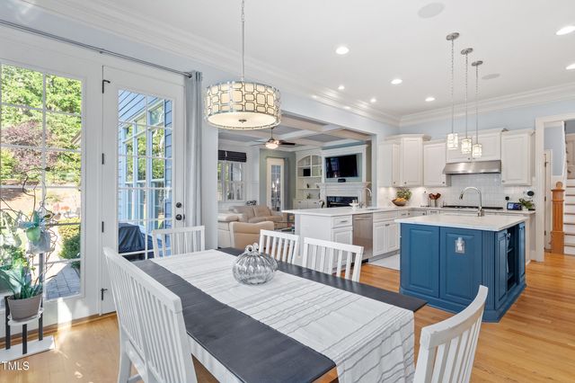 6017 Mentmore Place, Cary, NC 27519