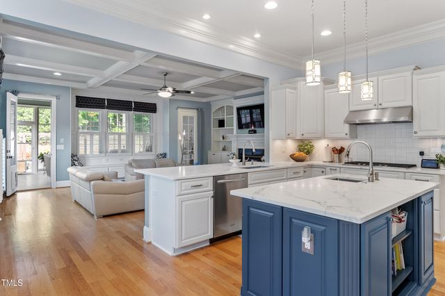 6017 Mentmore Place, Cary, NC 27519