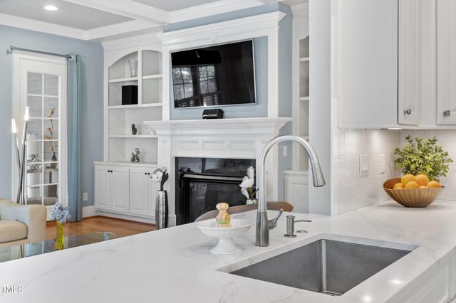 6017 Mentmore Place, Cary, NC 27519