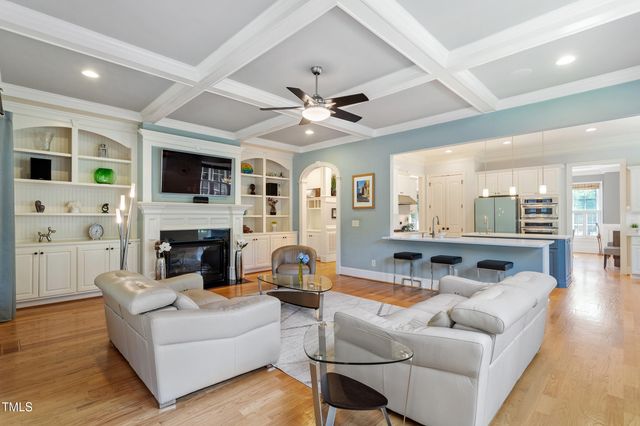 6017 Mentmore Place, Cary, NC 27519