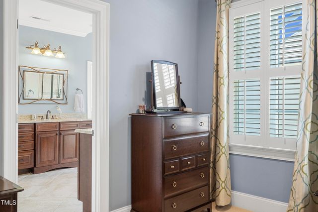 6017 Mentmore Place, Cary, NC 27519