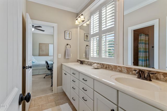 6017 Mentmore Place, Cary, NC 27519