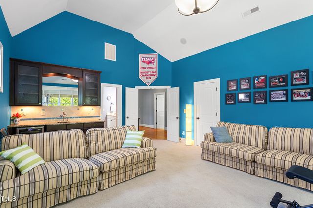 6017 Mentmore Place, Cary, NC 27519