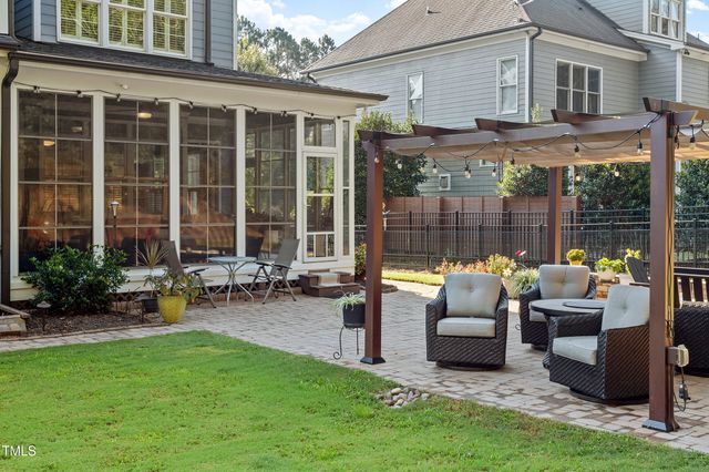 6017 Mentmore Place, Cary, NC 27519