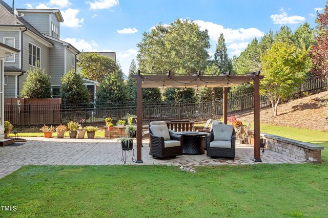 6017 Mentmore Place, Cary, NC 27519