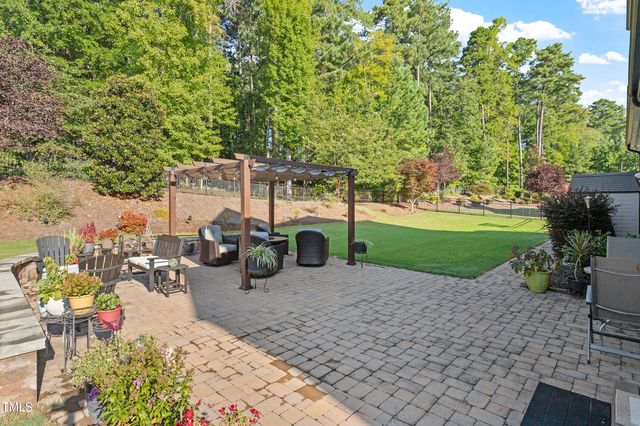 6017 Mentmore Place, Cary, NC 27519