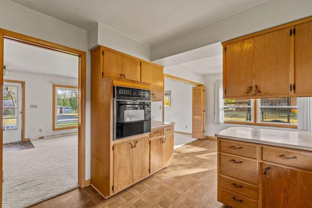 3465 Wilshire ROAD, Brookfield, WI 53045