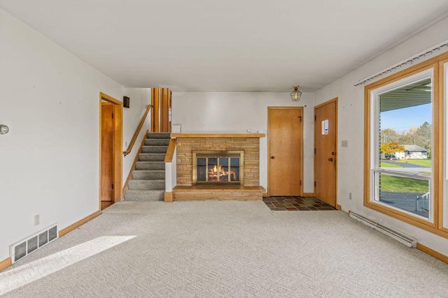 3465 Wilshire ROAD, Brookfield, WI 53045