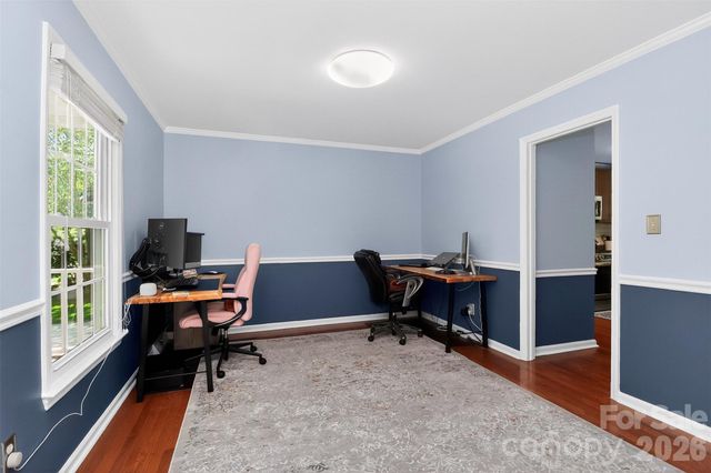 4007 Meadowridge Drive, Charlotte, NC 28226