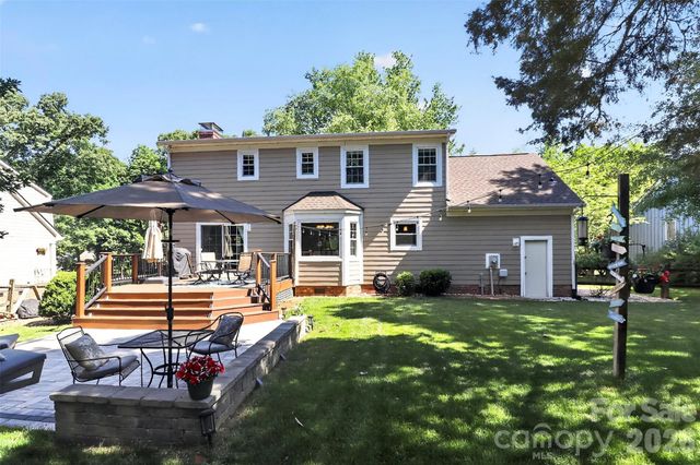 4007 Meadowridge Drive, Charlotte, NC 28226