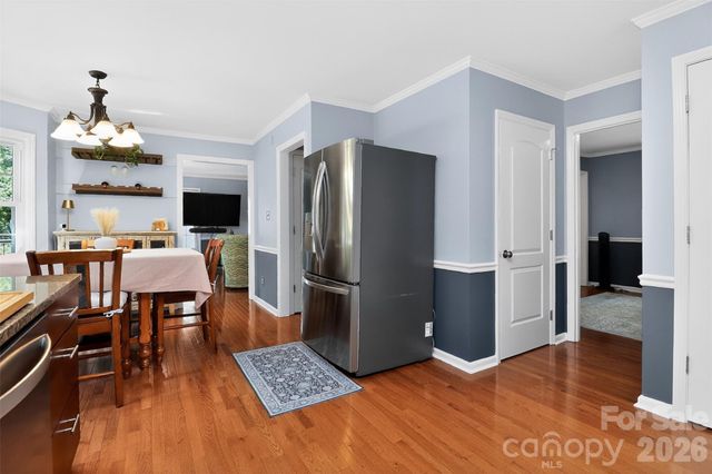 4007 Meadowridge Drive, Charlotte, NC 28226