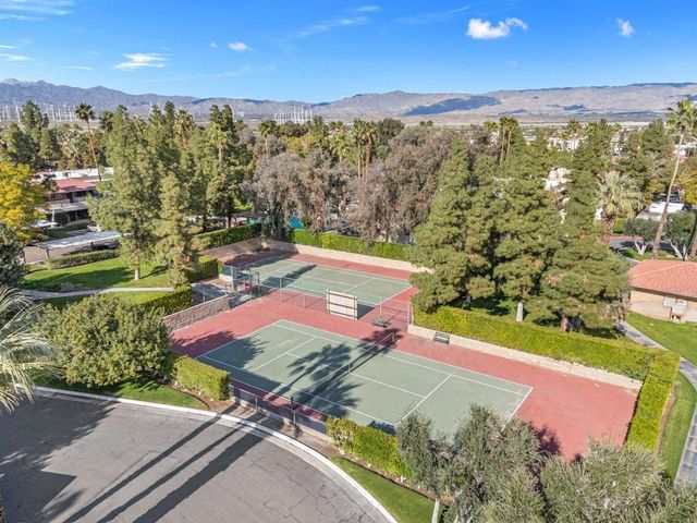 2857 N Los Felices Road 210, Palm Springs, CA 92262