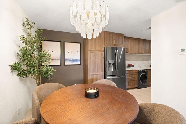 2857 N Los Felices Road 210, Palm Springs, CA 92262