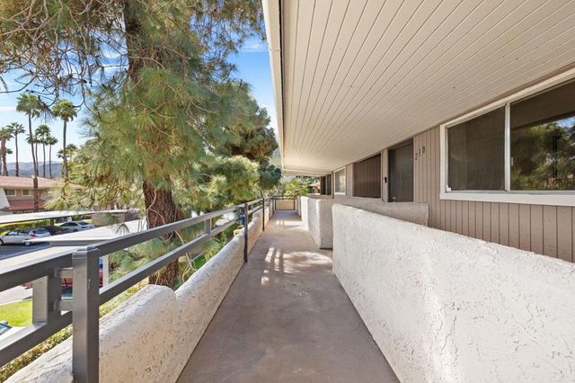 2857 N Los Felices Road 210, Palm Springs, CA 92262
