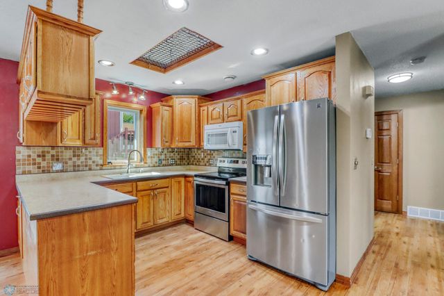 245 12TH Avenue E, West Fargo, ND 58078