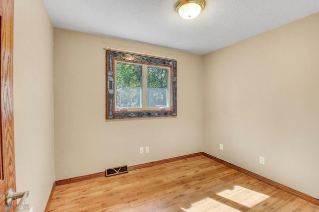 245 12TH Avenue E, West Fargo, ND 58078