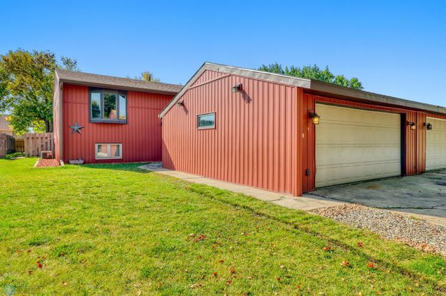 245 12TH Avenue E, West Fargo, ND 58078
