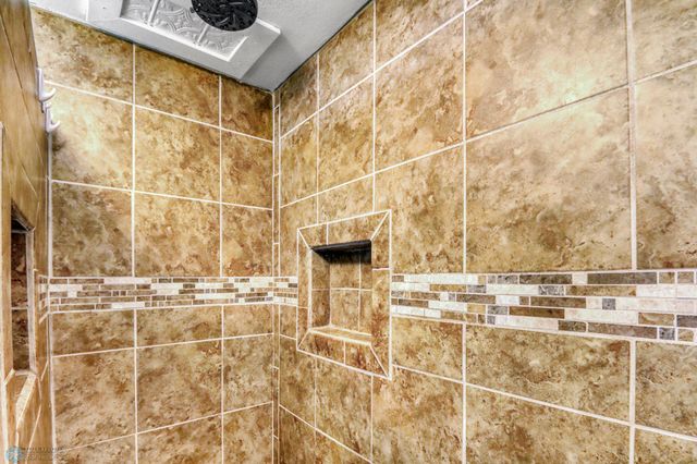 245 12TH Avenue E, West Fargo, ND 58078