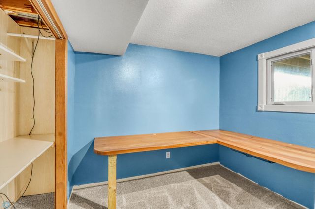 245 12TH Avenue E, West Fargo, ND 58078