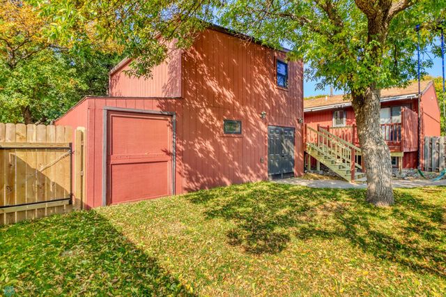 245 12TH Avenue E, West Fargo, ND 58078