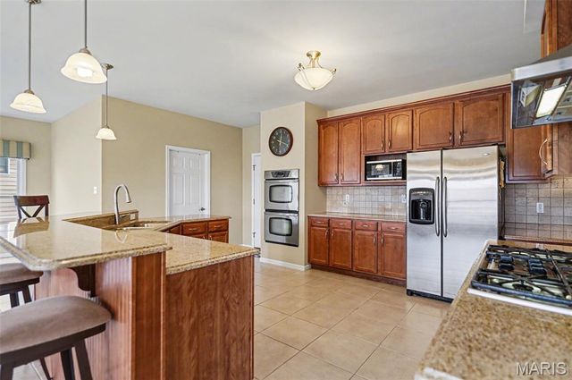 2377 Spring Mill Estates Drive, St Charles, MO 63303