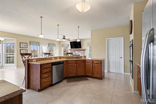 2377 Spring Mill Estates Drive, St Charles, MO 63303