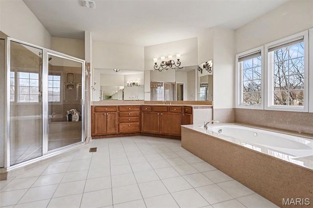 2377 Spring Mill Estates Drive, St Charles, MO 63303